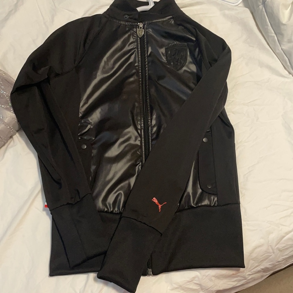 Women’s puma Ferrari jacket. Never worn. Given as gift, but not my style